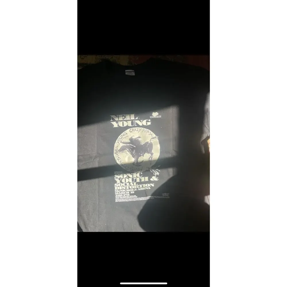 Vintage Neil Young People Social Distortion Sonic Youth Band Tshirt Free Tee XL